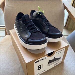 OOFOS Women’s Black Leather Sneakers
